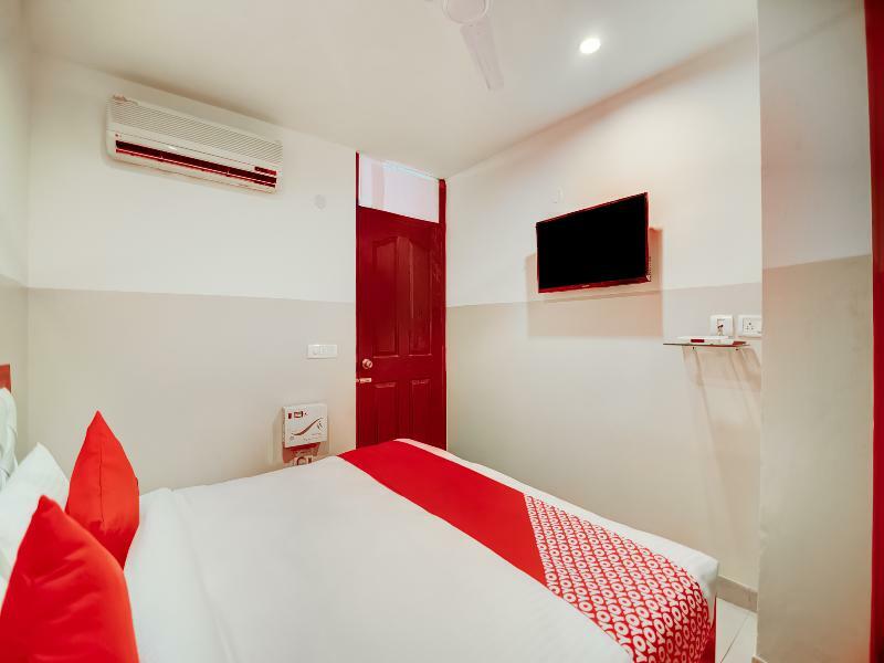 Oyo 28461 Royal Hotel Delhi (National Capital Territory of India)