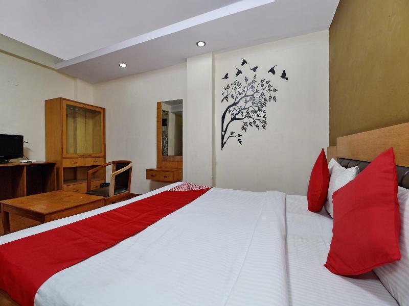 Oyo 305 Rajdeep Palace 2*