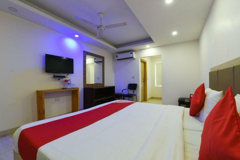 Wti Airport Grand Delhi Hotel 3*