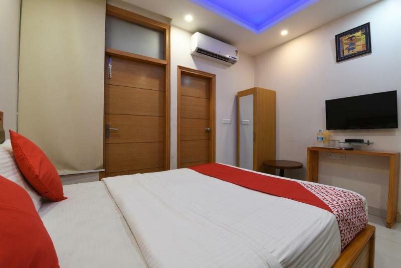 Wti Airport Grand Delhi Hotel 3*