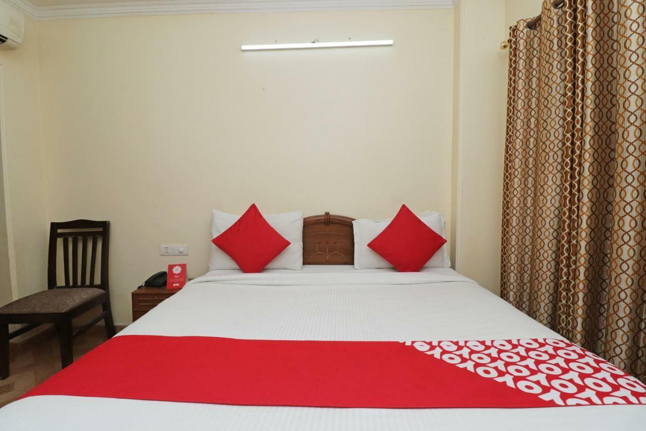 Hotel Oyo 8751 Shoba 3*