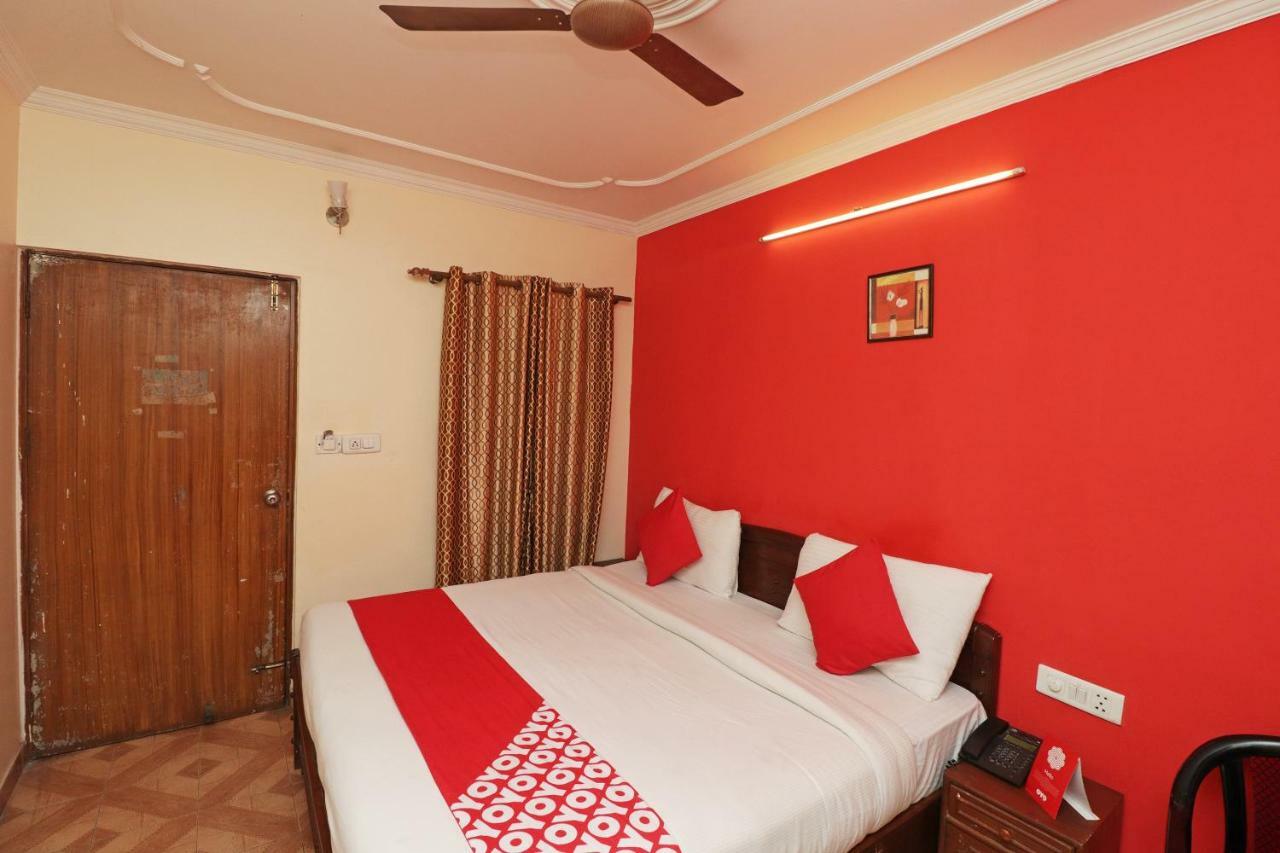 Hotel Oyo 8751 Shoba New Delhi