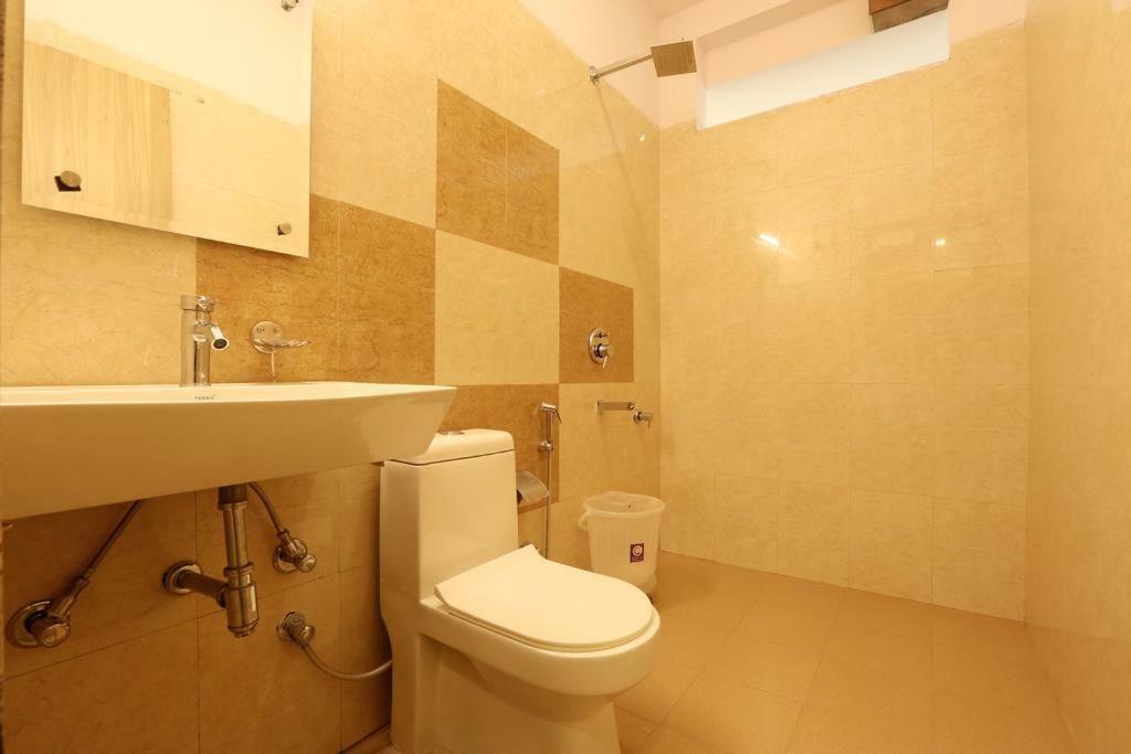 Wti Airport Grand Delhi Hotel 3*