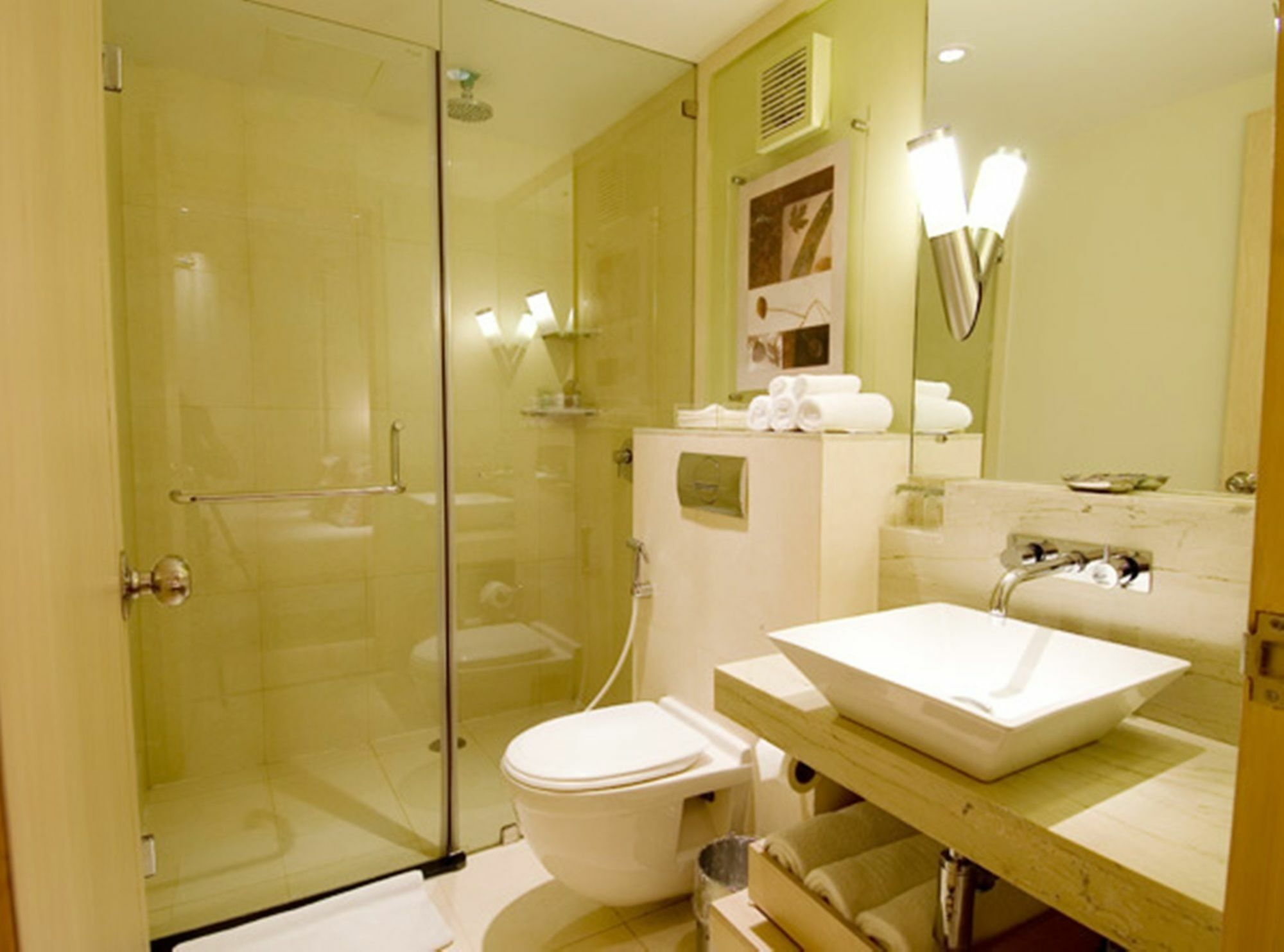 Hotel Avalon Courtyard New Delhi
