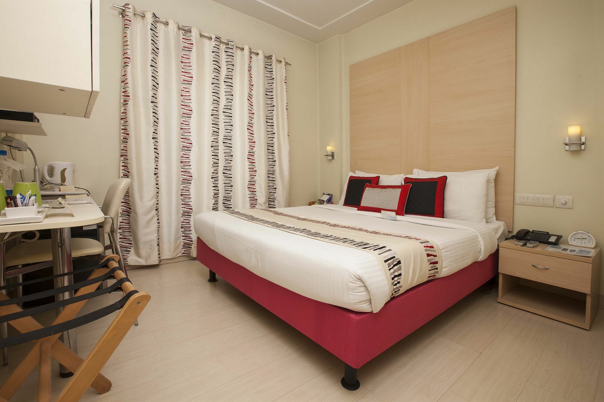 Hotel Avalon Courtyard New Delhi