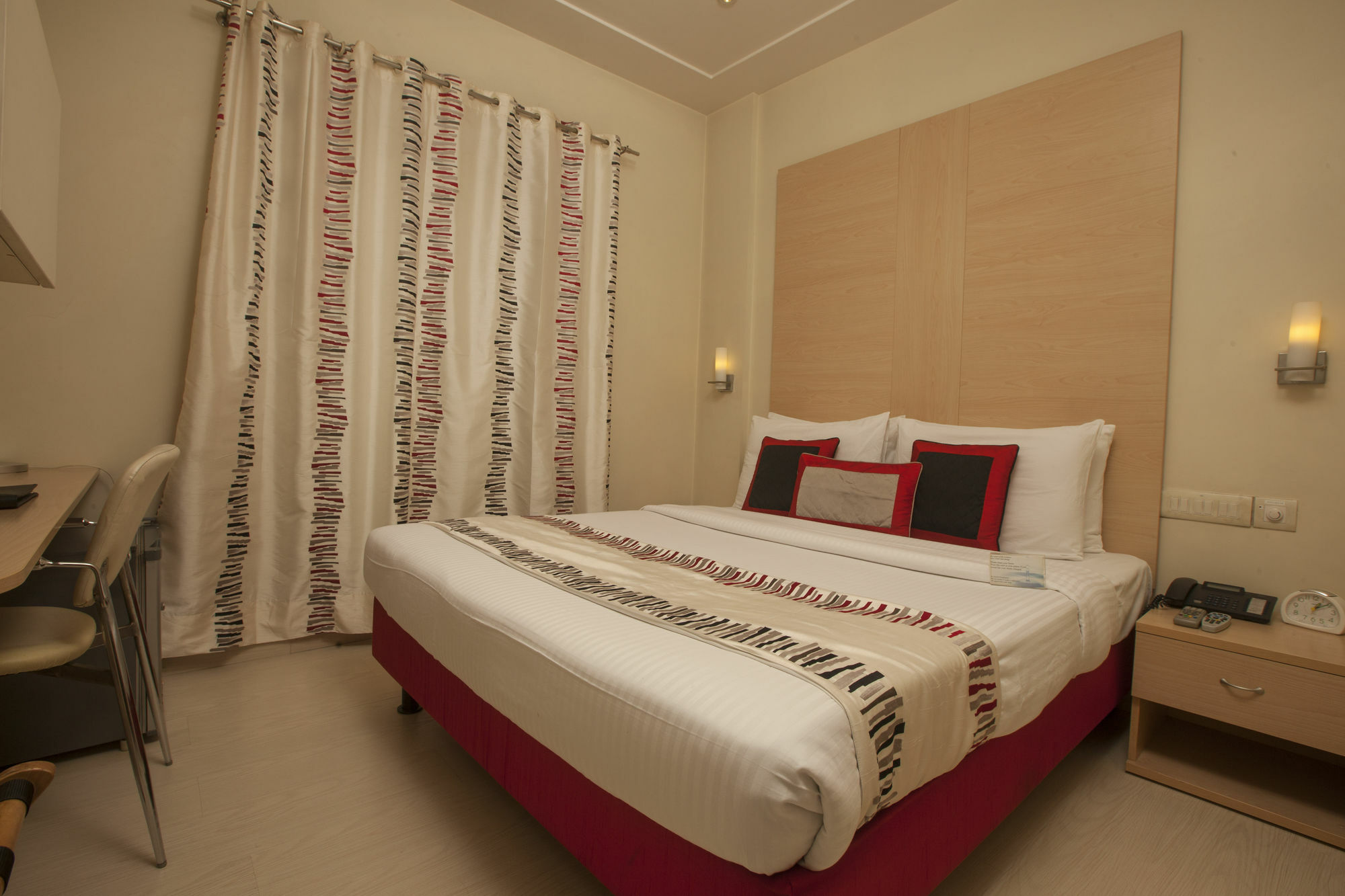 Hotel Avalon Courtyard 4*