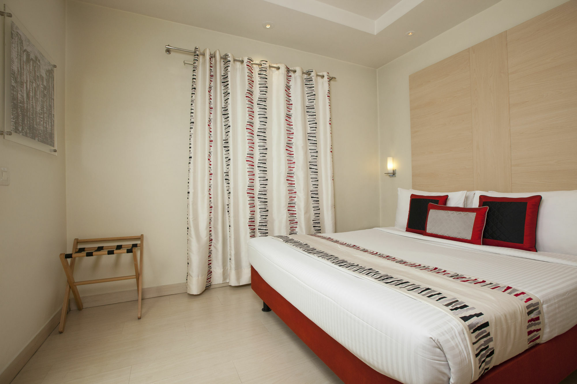 Hotel Avalon Courtyard New Delhi