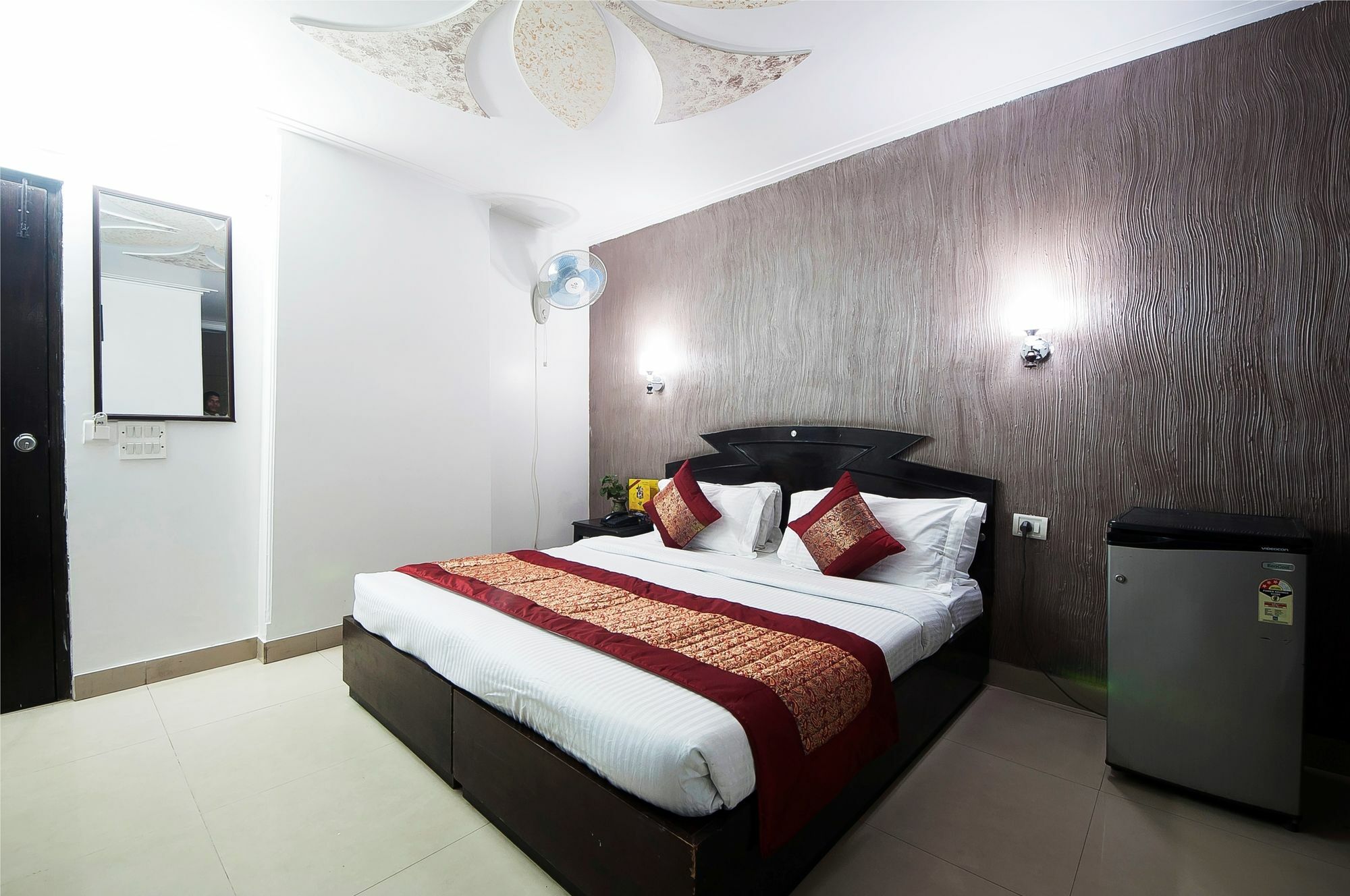Airport Noratan Palace Hotel 3*