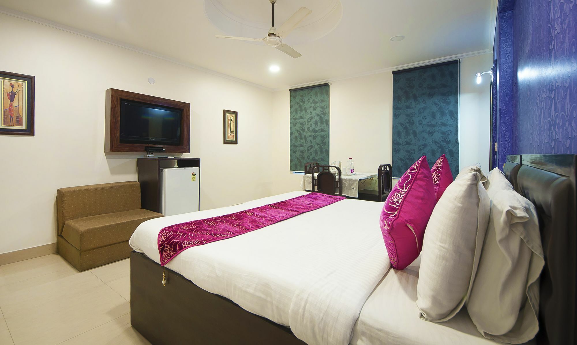 Dakha International - Karol Bagh, New