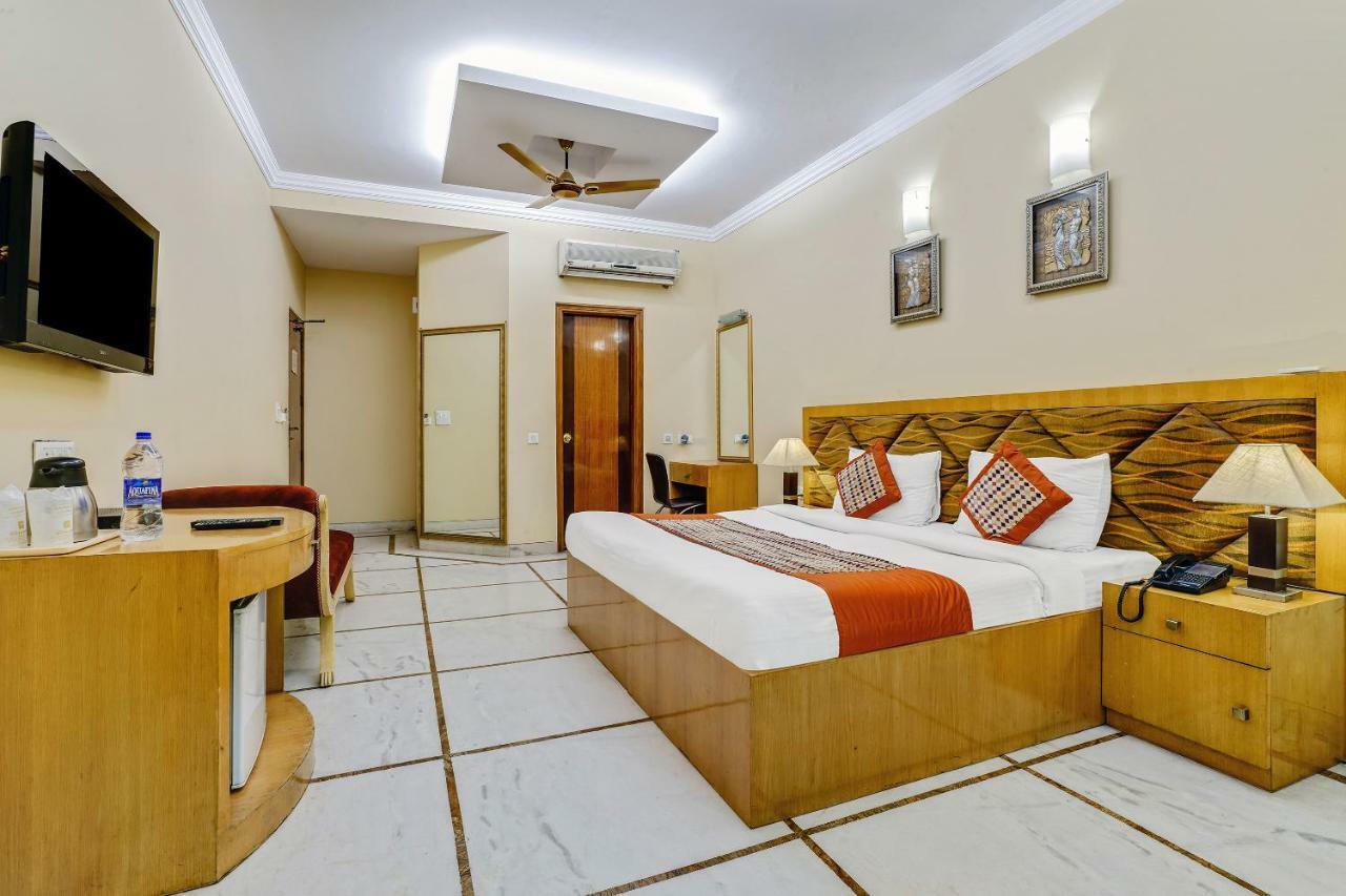 Hotel Capital O 41598 Singh Sahib Deluxe 3*