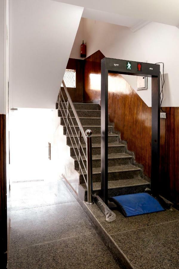 Airport Hotel Edge Home Stay 3*