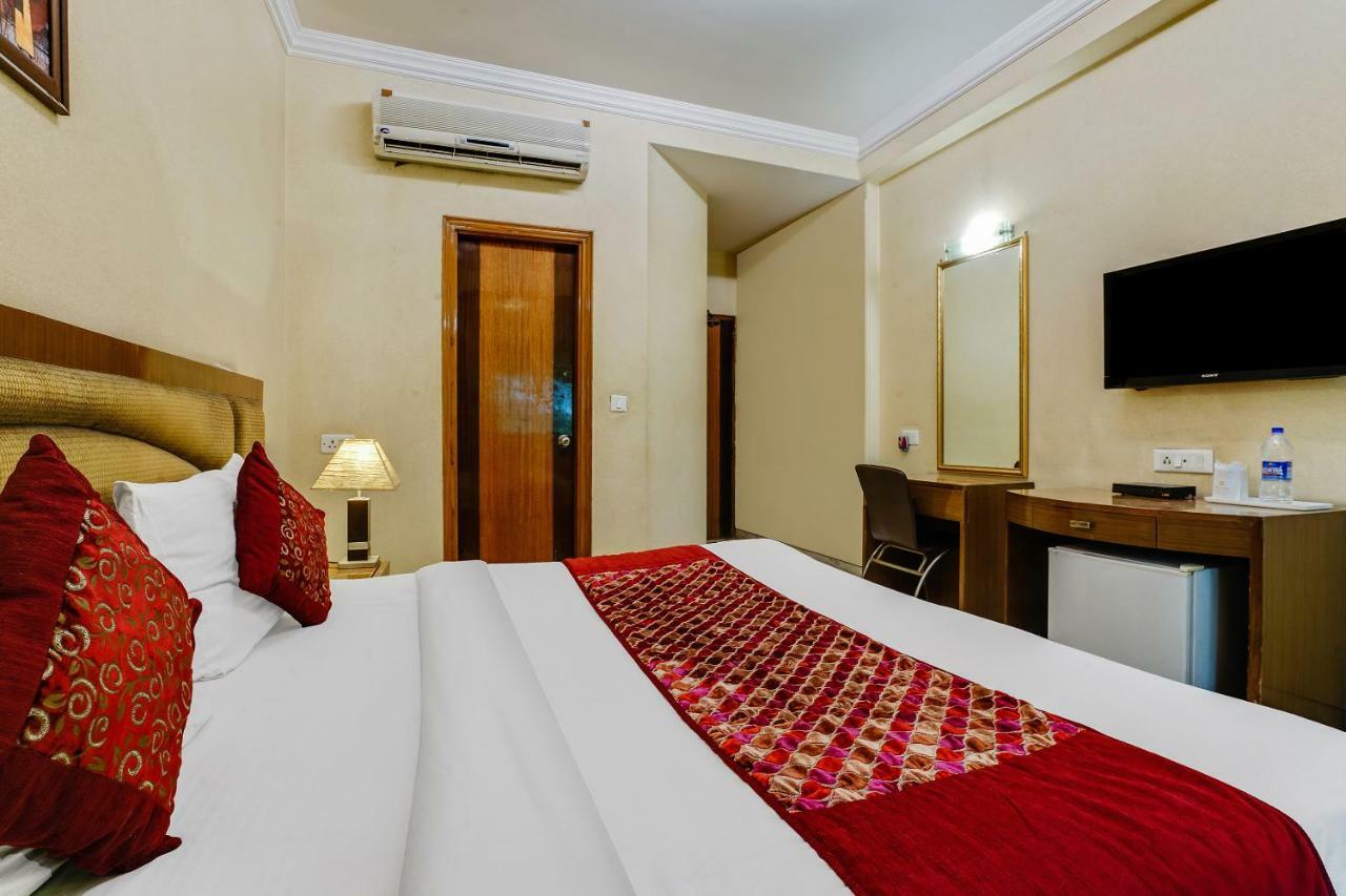 Hotel Capital O 41598 Singh Sahib Deluxe 3*