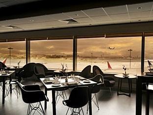 Express International Airport T3 By Ihg 4*