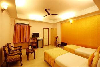 Airport Le Seasons Hotel Nova Deli