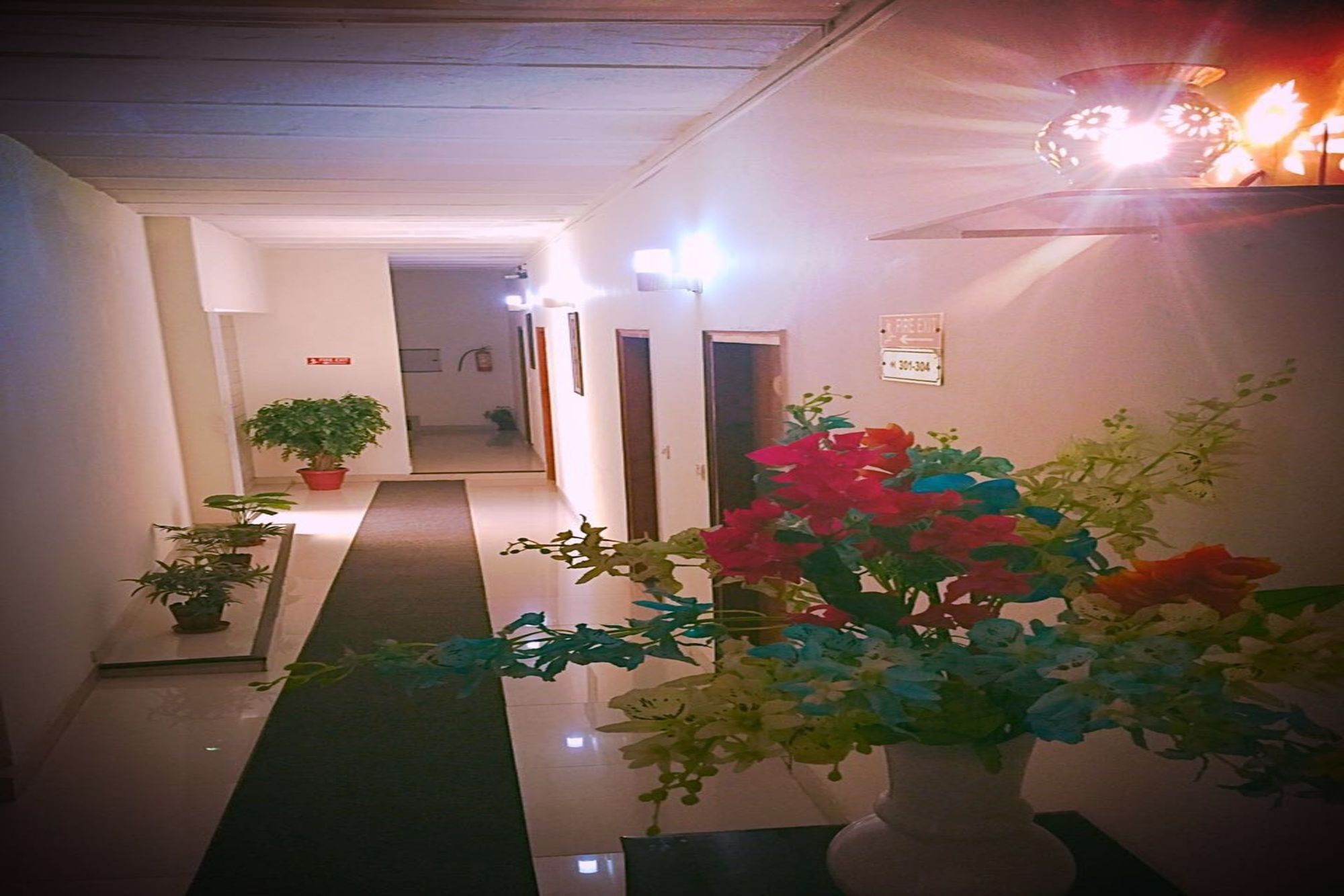 Airport Hotel 2*