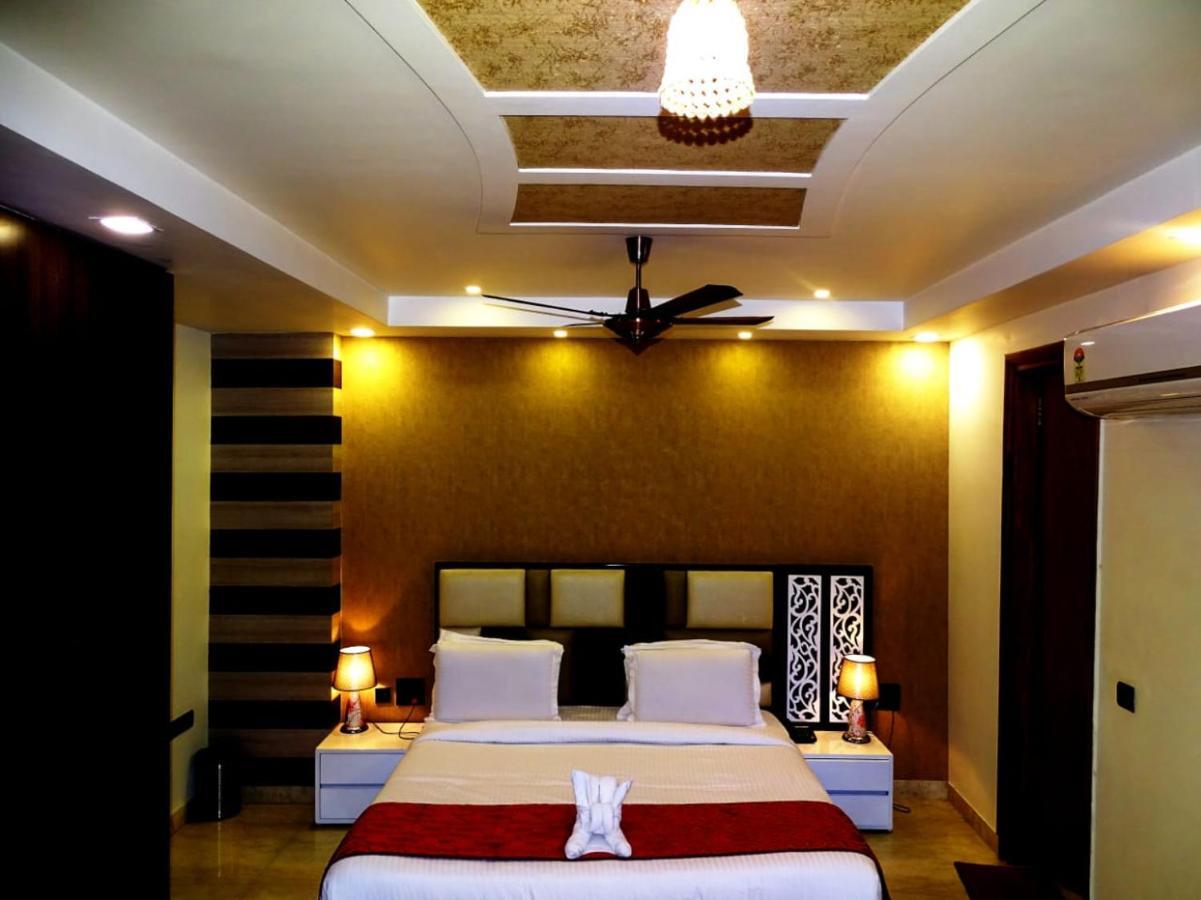 Palazzo Hotel 4*