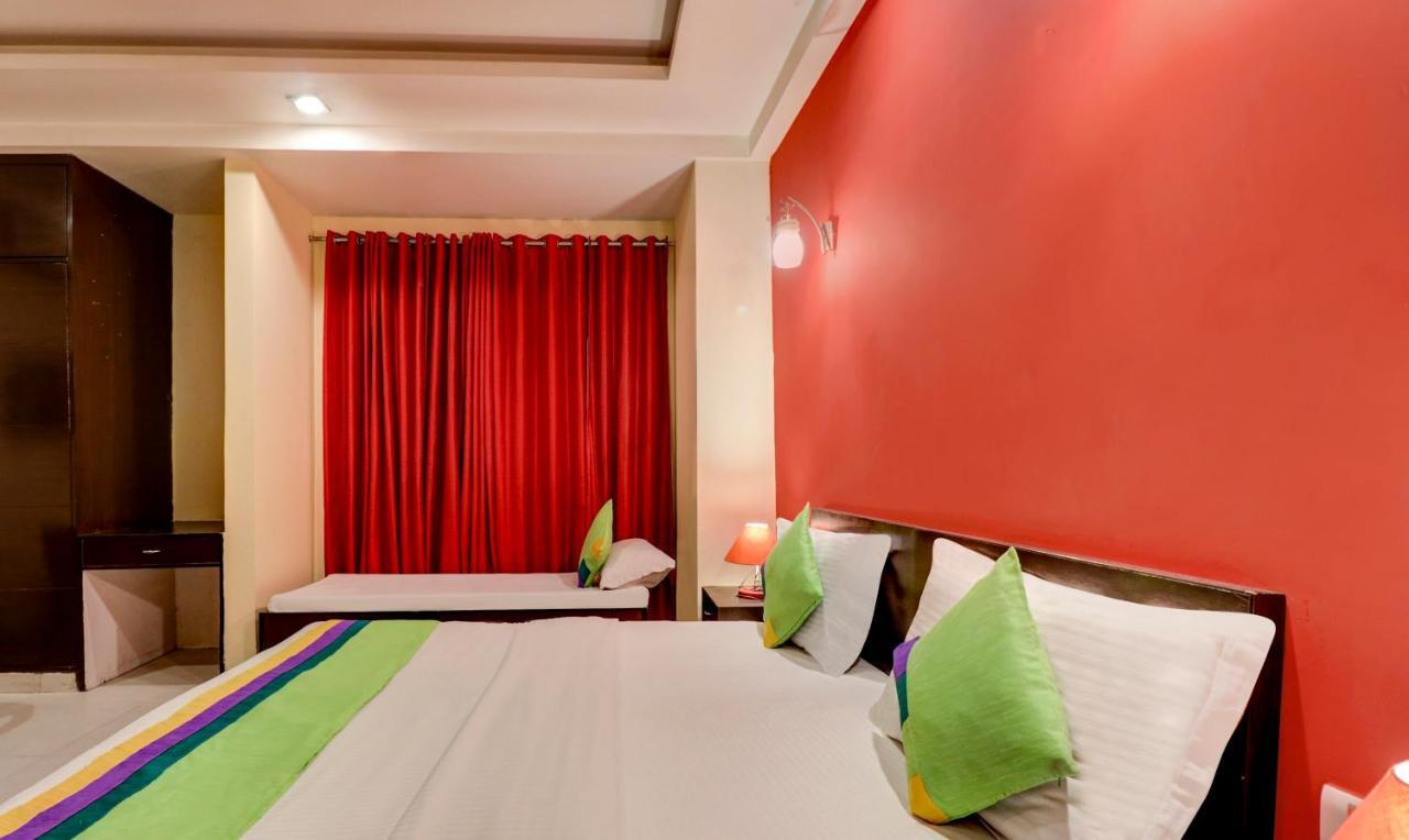 Sai International Dwarka Hotel