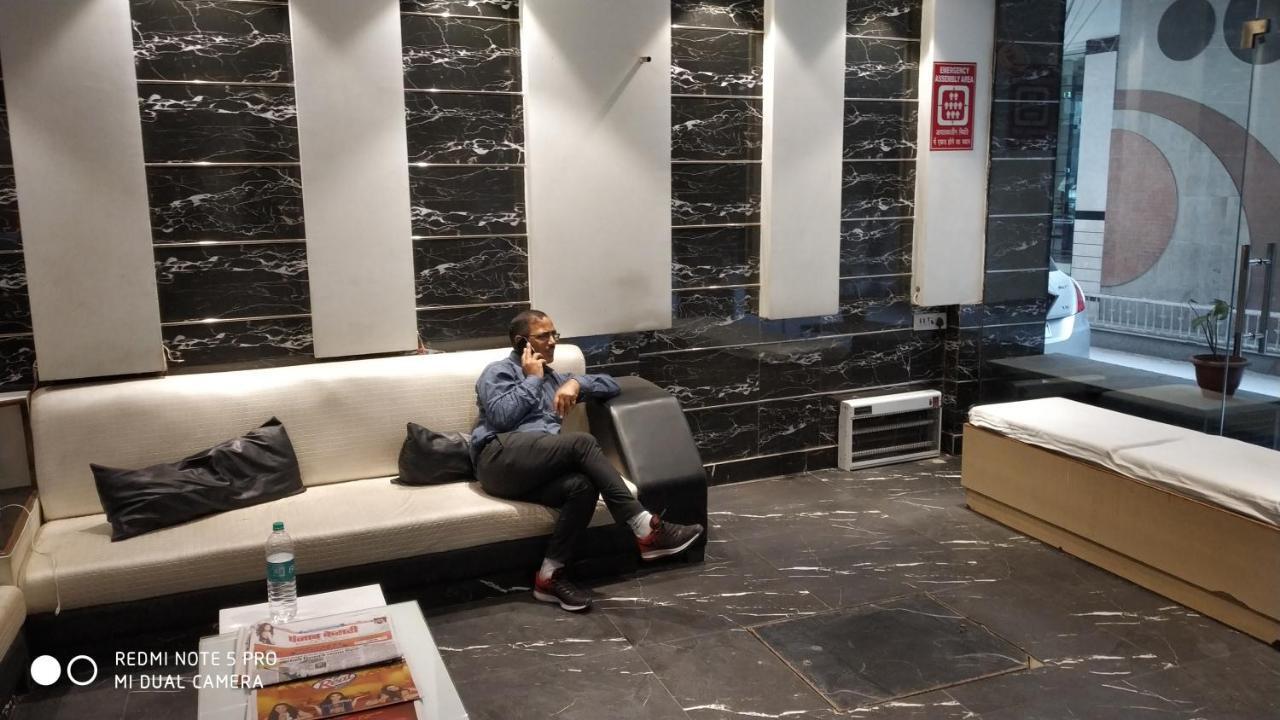 Hotel Adb Crystal Deluxe New Delhi