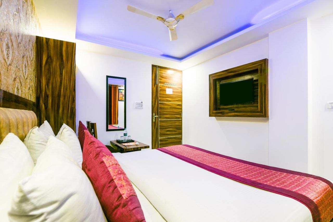 Pearl - Mahipalpur Delhi Airport Hotel
