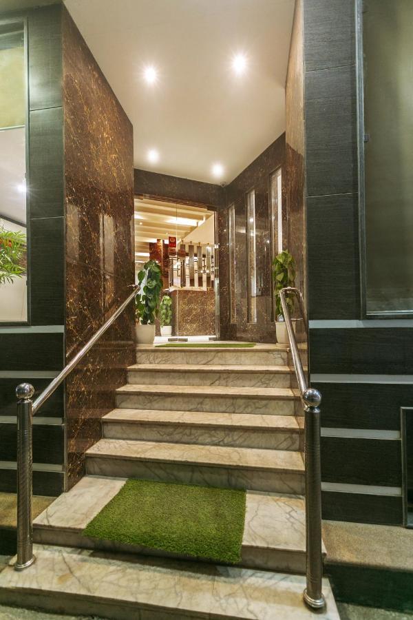 Almati - Near Delhi Airport 3*