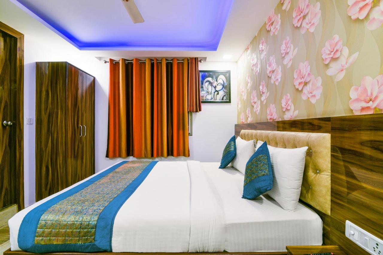 Pearl - Mahipalpur Delhi Airport New Delhi