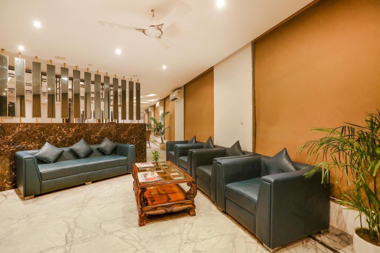 Almati - Near Delhi Airport Hotel