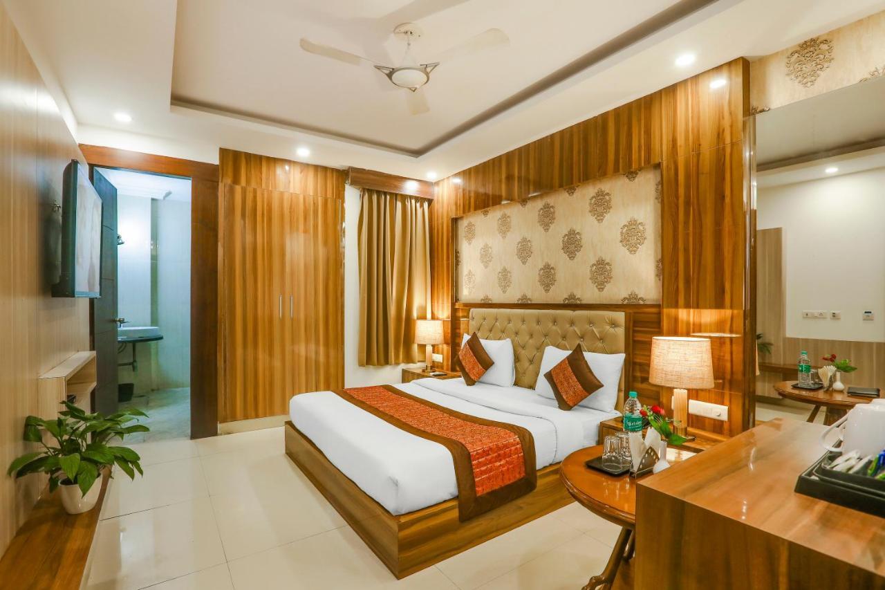 Hotel Almati - Near Delhi Airport