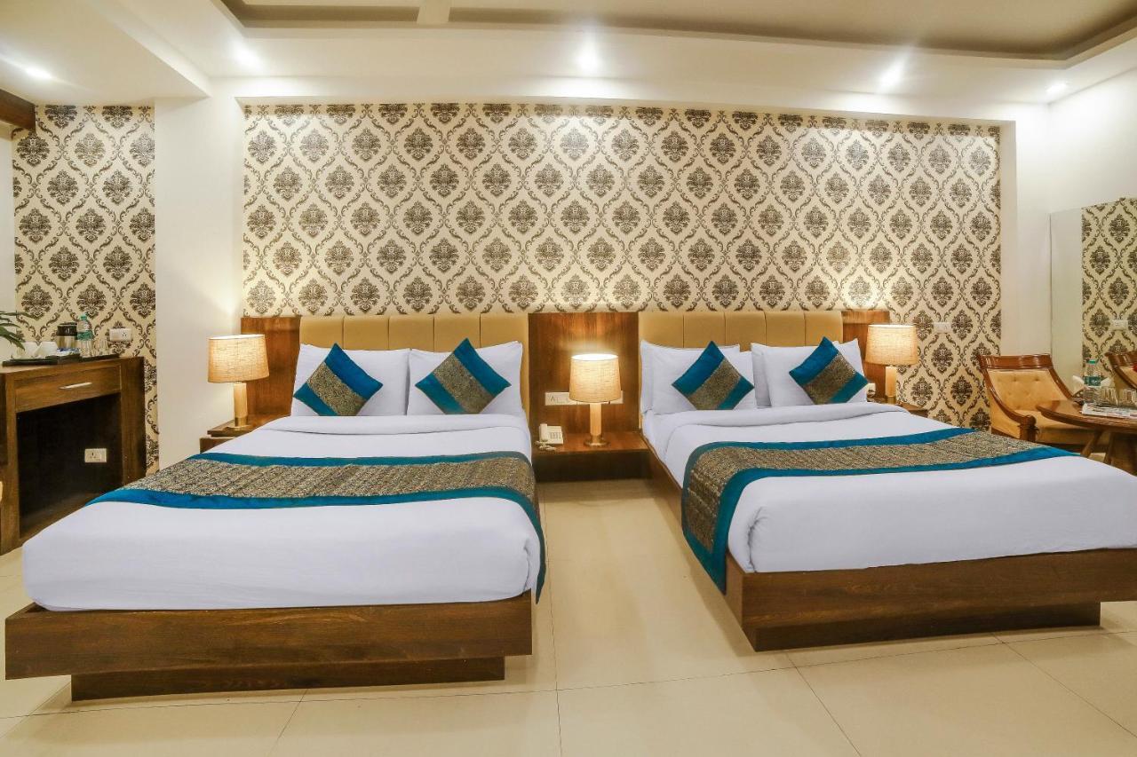 Hotel Almati - Near Delhi Airport