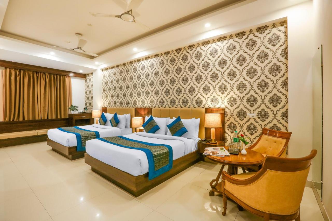 Hotel Almati - Near Delhi Airport