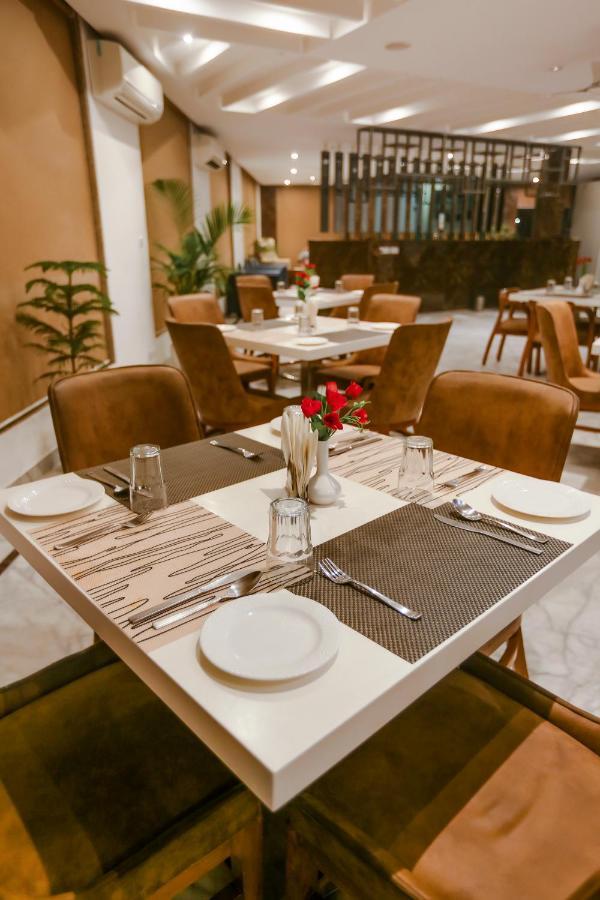 Hotel Almati - Near Delhi Airport