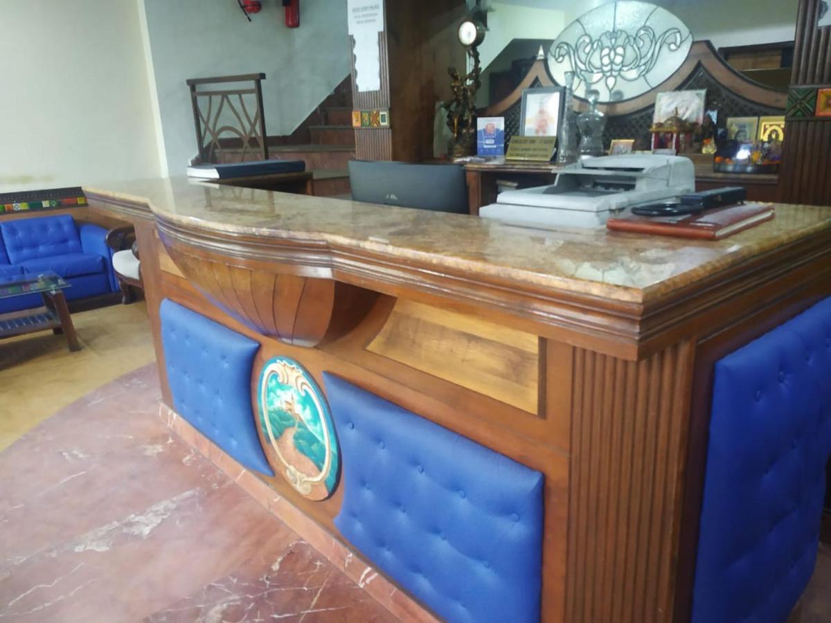 Ivory Palace Hotel