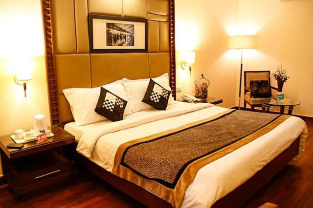 Hotel The Bmk Hotel Greater Kailash 3*