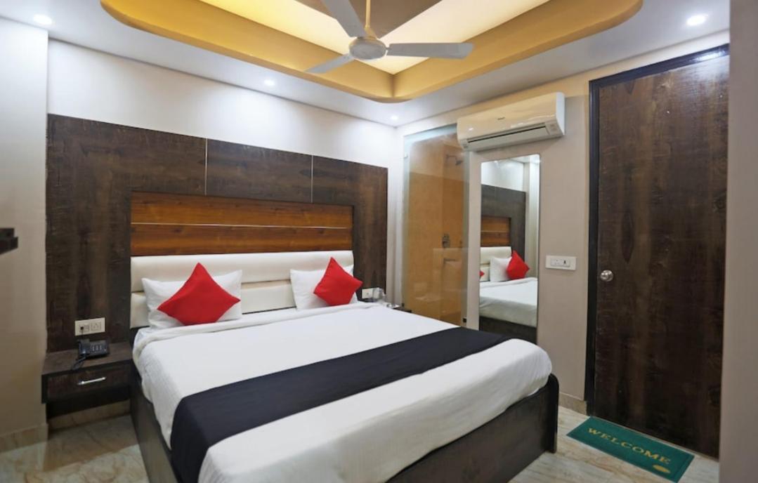 Amour By Rpi Hotel 3*