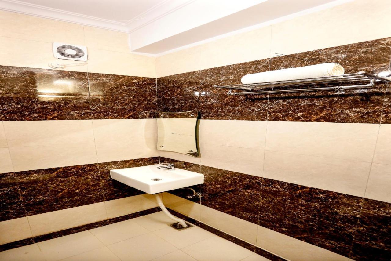 Airport Hotel Edge Home Stay