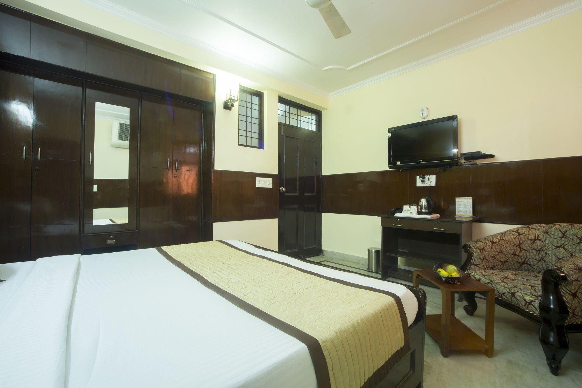 Hotel Olive & Blue - Govt Approved Hotel Near Delhi Airport Hotel