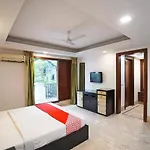 Star Inn Residency Kailash Colony New Delhi