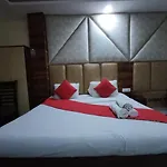 Hotel Airport Plaza