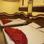 Hotel Diplomat Inn
