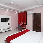 Oyo 10559 Pitampura