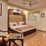 Hotel R Inn