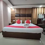 Hotel Ivy Plaza Luxury
