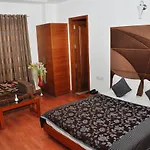 Hari\'S Court Inns & Hotels