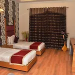 Hari\'S Court Inns & Hotels