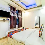 Fabhotel Airlift
