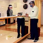 Oyo Mannat Residency Near Rohini Sector 18 Metro Station