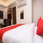 Hotel Srv Plaza Delhi