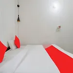 Oyo Flagship Hotel G-54