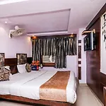 Anoop Hotel
