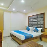 Hotel Ashirwad Deluxe
