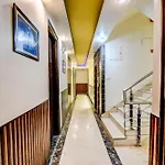 Fabhotel Vista Inn